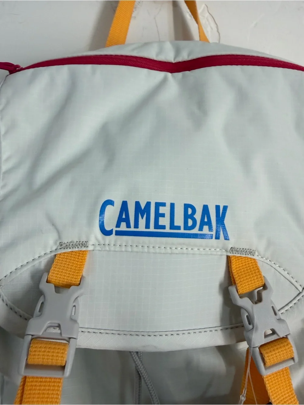 CamelBak Arete 18 1.5L 50oz Vapor Marigold Hydration Water Pack NWT